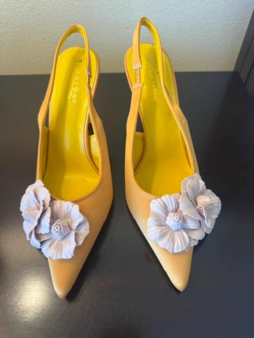 Women Satin Slingback Pumps Floral Decor Pointed Toe Stiletto High Heel Sandals